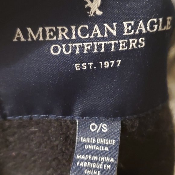 Warm American Eagle Shawl - Picture 3 of 4